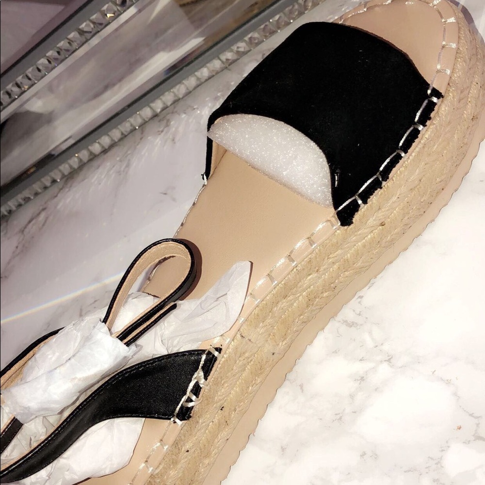 Fashion Nova sandals